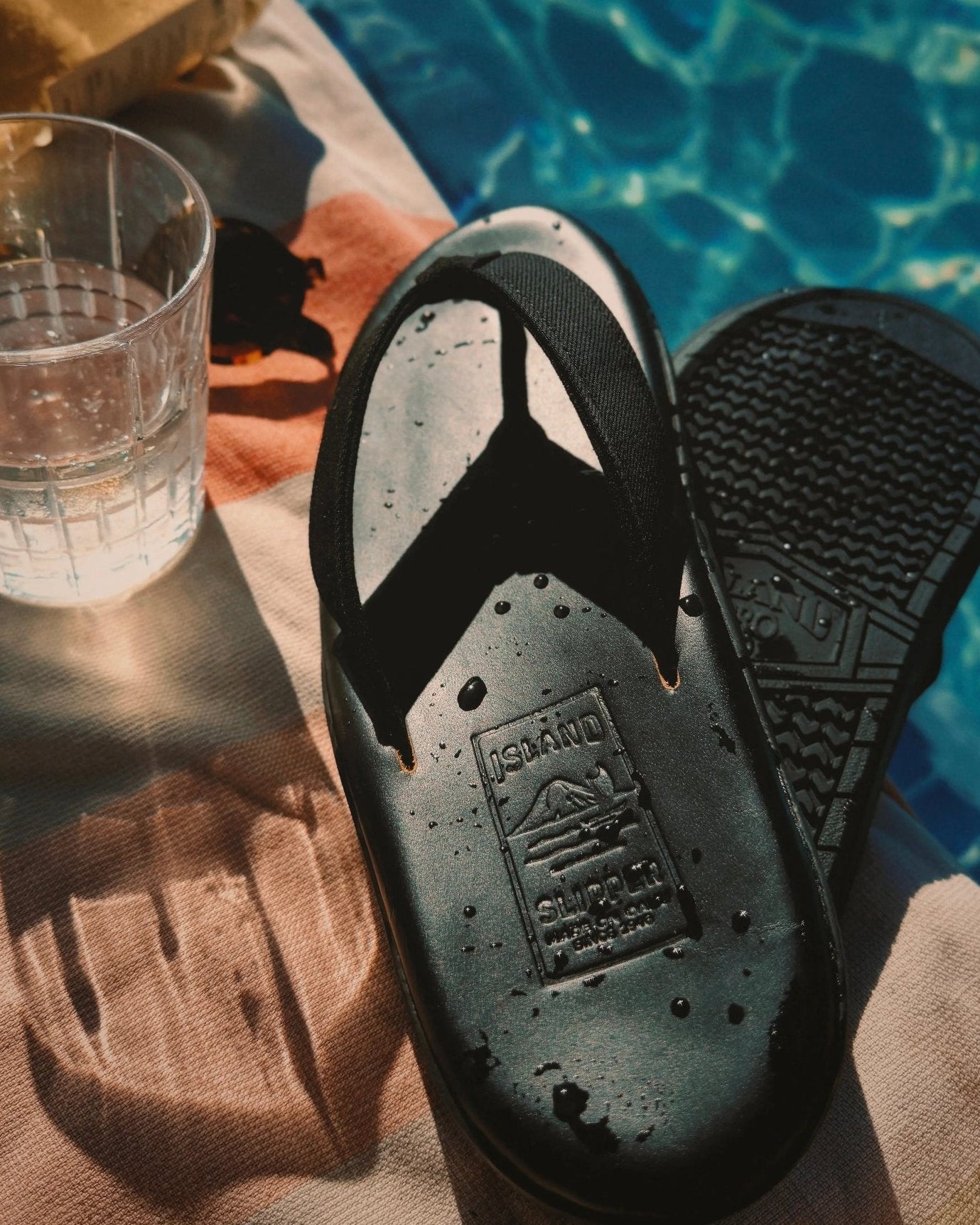 G.S. X Island Slipper Classic - Black - grown&sewn