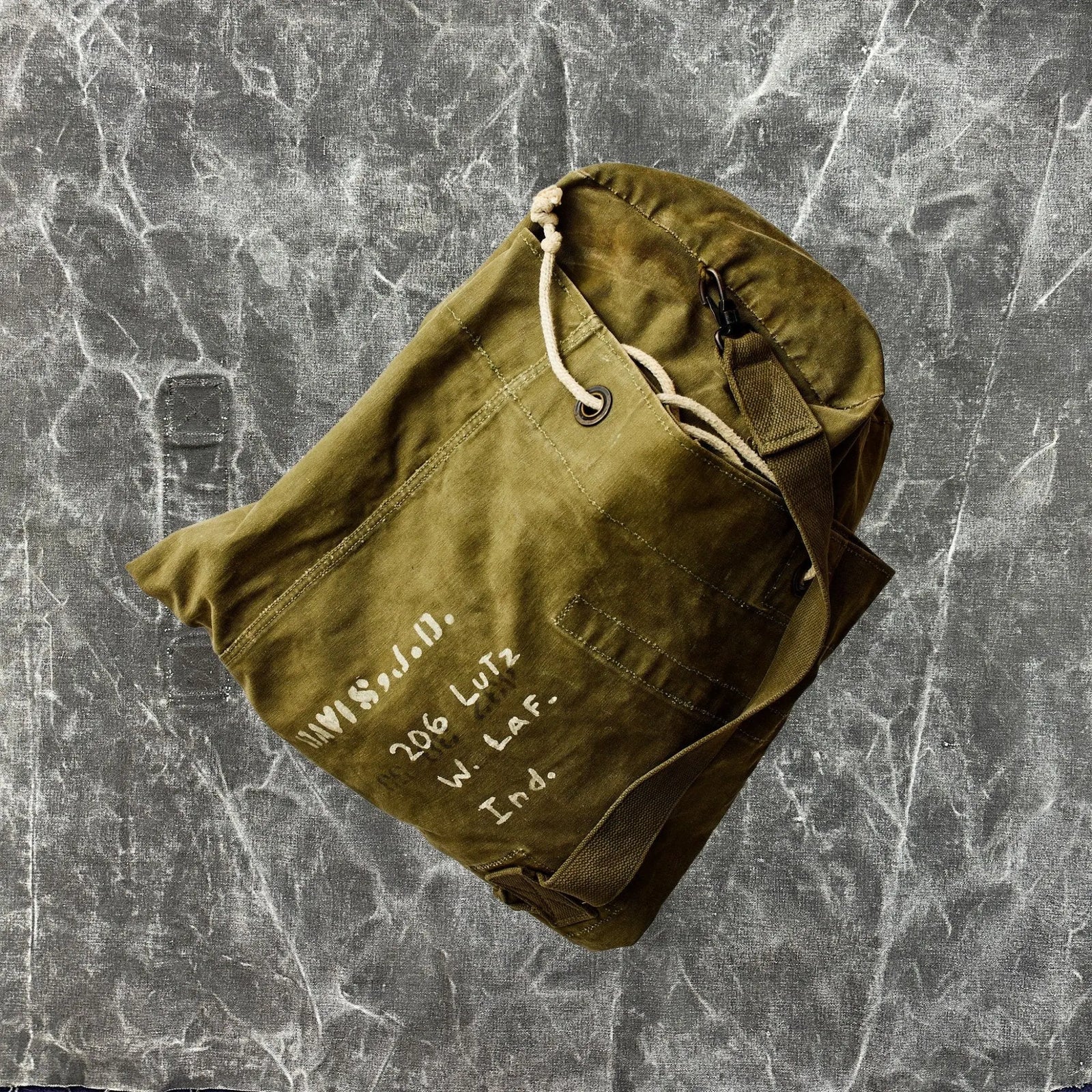 Vintage 1940s/50s US Army Duffel Bag - grown&sewn